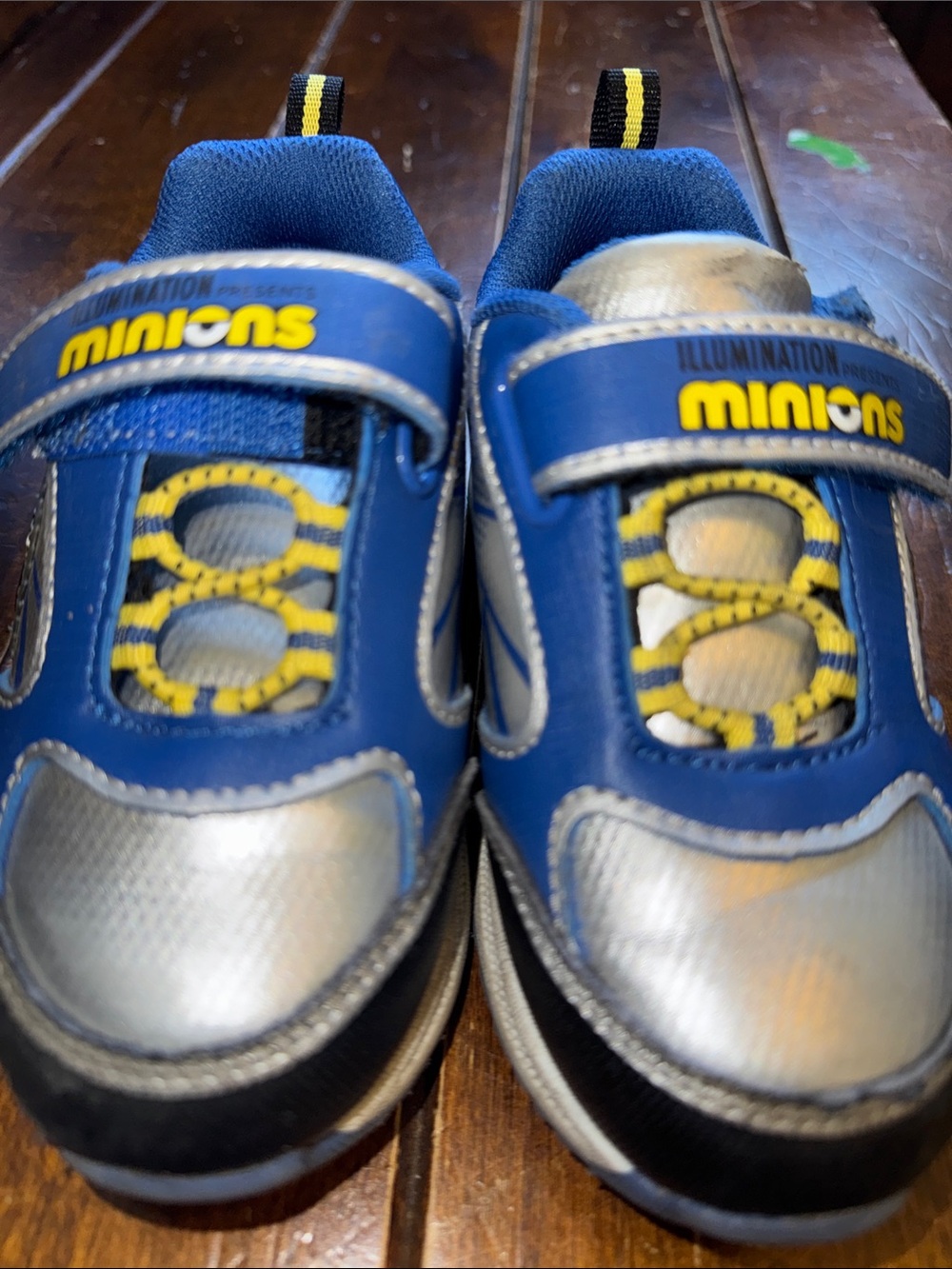 Minions Kids Blue and Silver Hook-and-Loop Sneakers